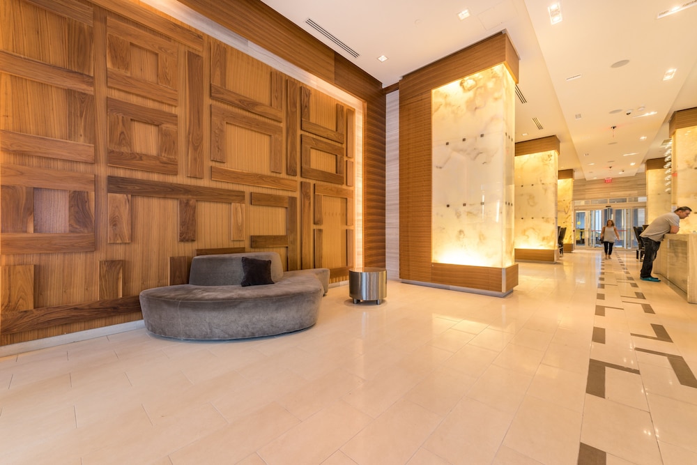 Grand Royal Condos CN Tower in Toronto, Canada