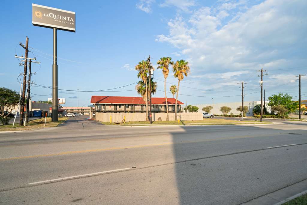 La Quinta Inn by Wyndham Corpus Christi North - photo 19