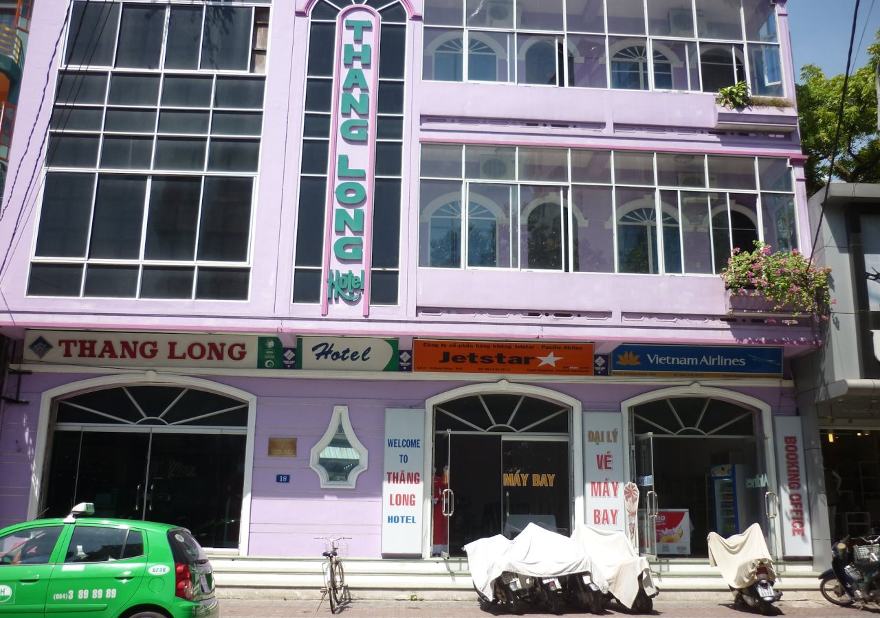Khách Sạn Thăng Long - last minute hotel in Hue