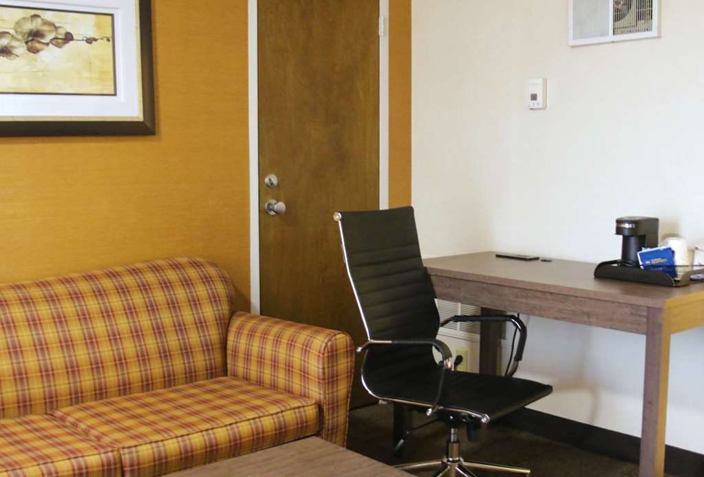 Best Western Galleria Inn & Suites - photo 15