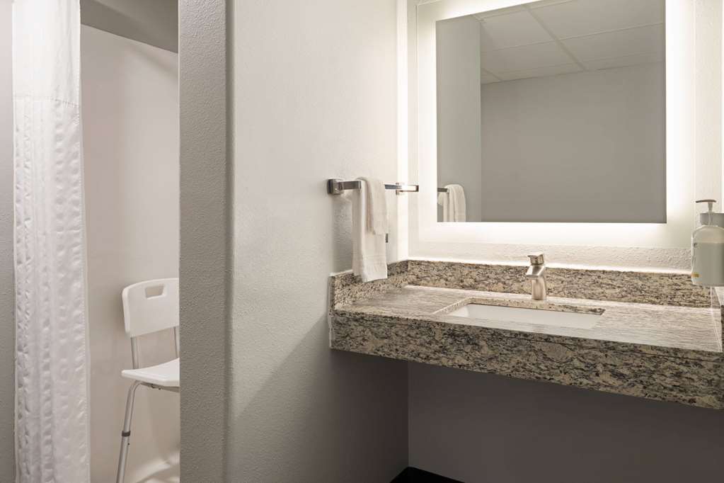 AmericInn by Wyndham Beaver Dam - photo 28