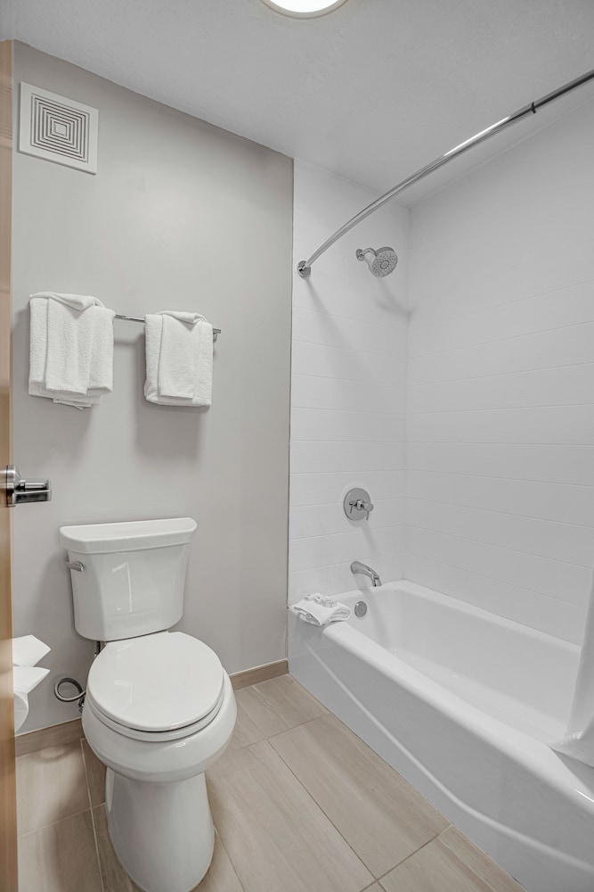 Holiday Inn Express Hotel & Suites Portland Jantzen Beach by IHG - photo 70