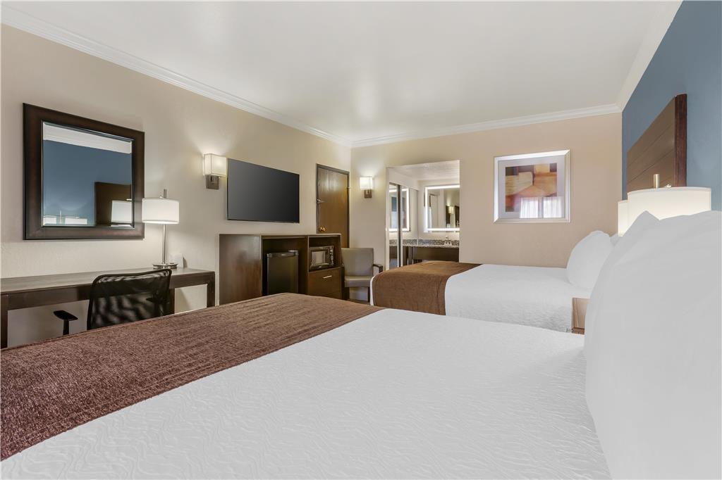 Best Western InnSuites Tucson Foothills Hotel & Suites - photo 96