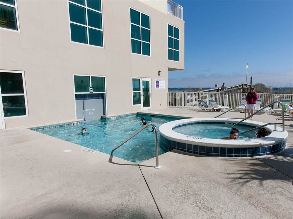 Crystal Shores 704 - photo 24