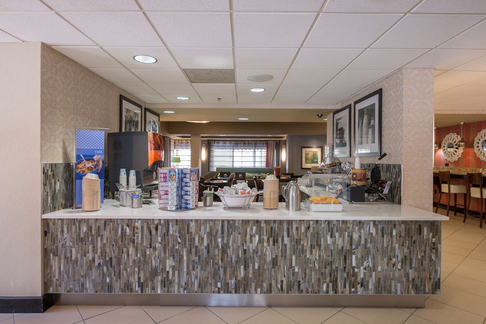 Hampton Inn Atlanta Newnan - photo 37