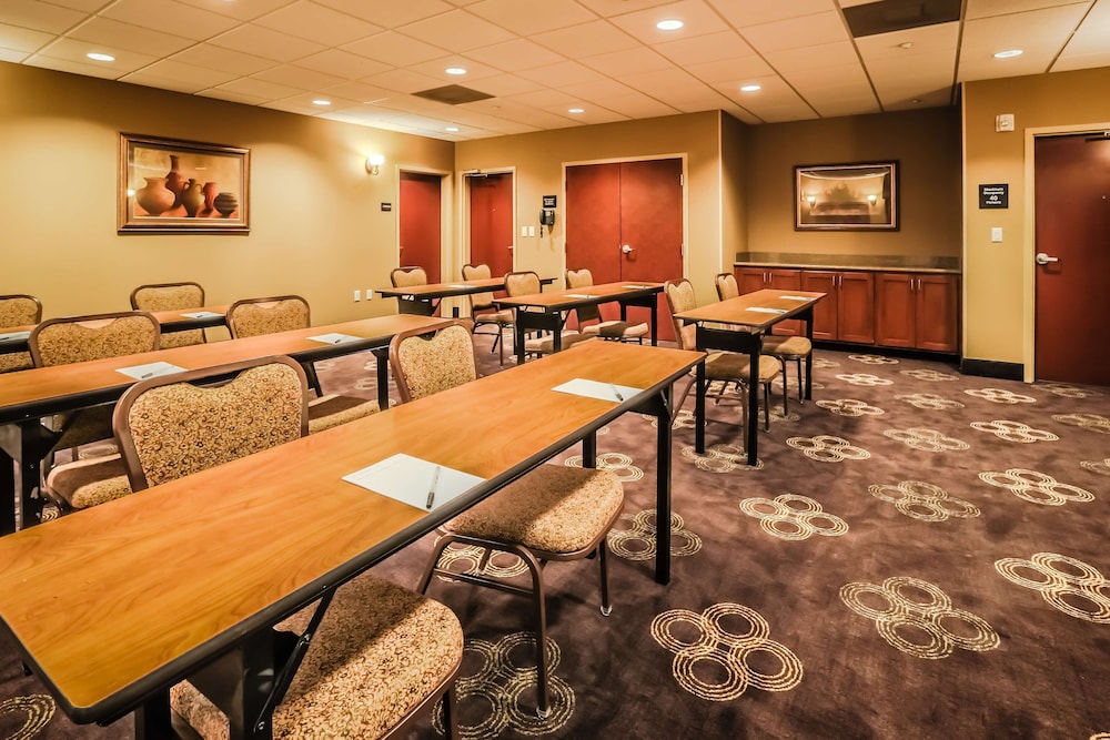 Hampton Inn & Suites by Hilton Tomball Houston NW - photo 39