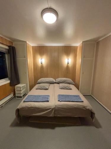 Three Bedrooms Apartment Central Lakeview 19776335 — Hammerfest