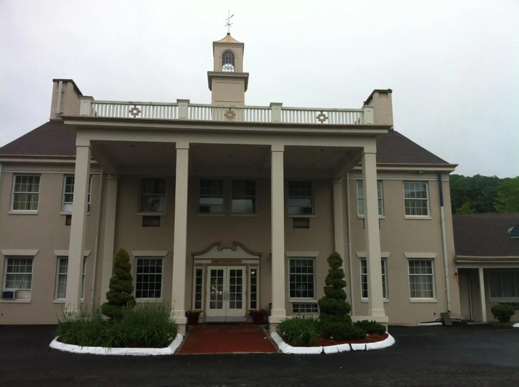 New Haven Inn - photo 7