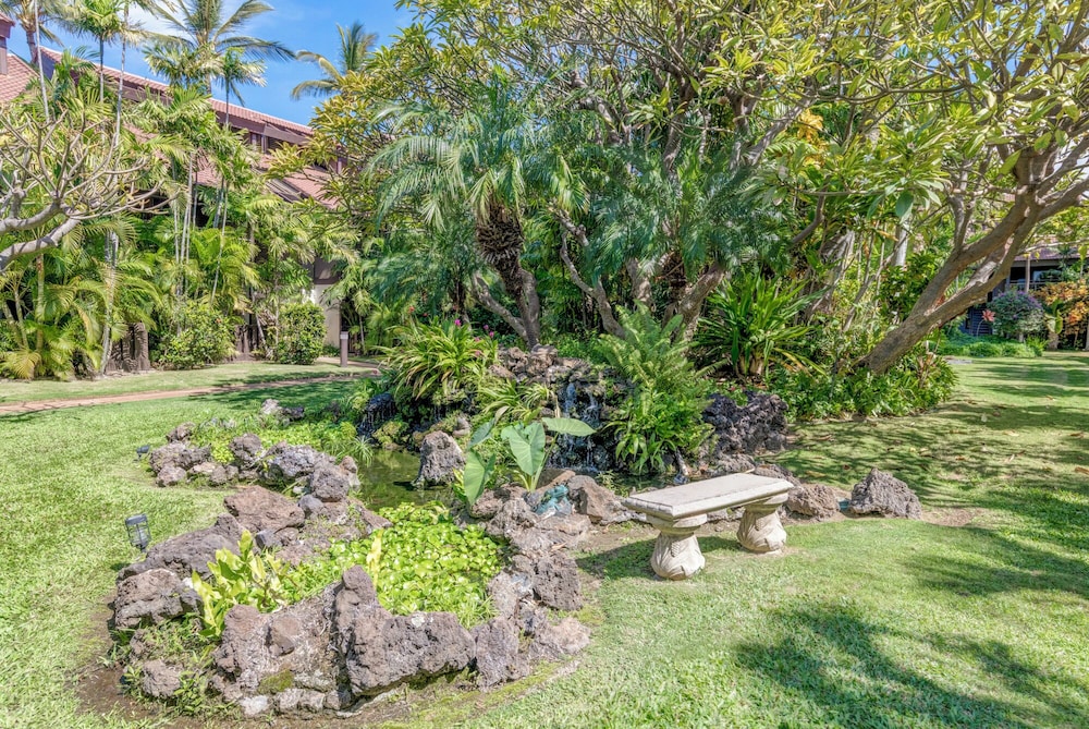 Kihei Resort 202 KRS 202 Family Getaway 2BD w AC Pool Beach - photo 4