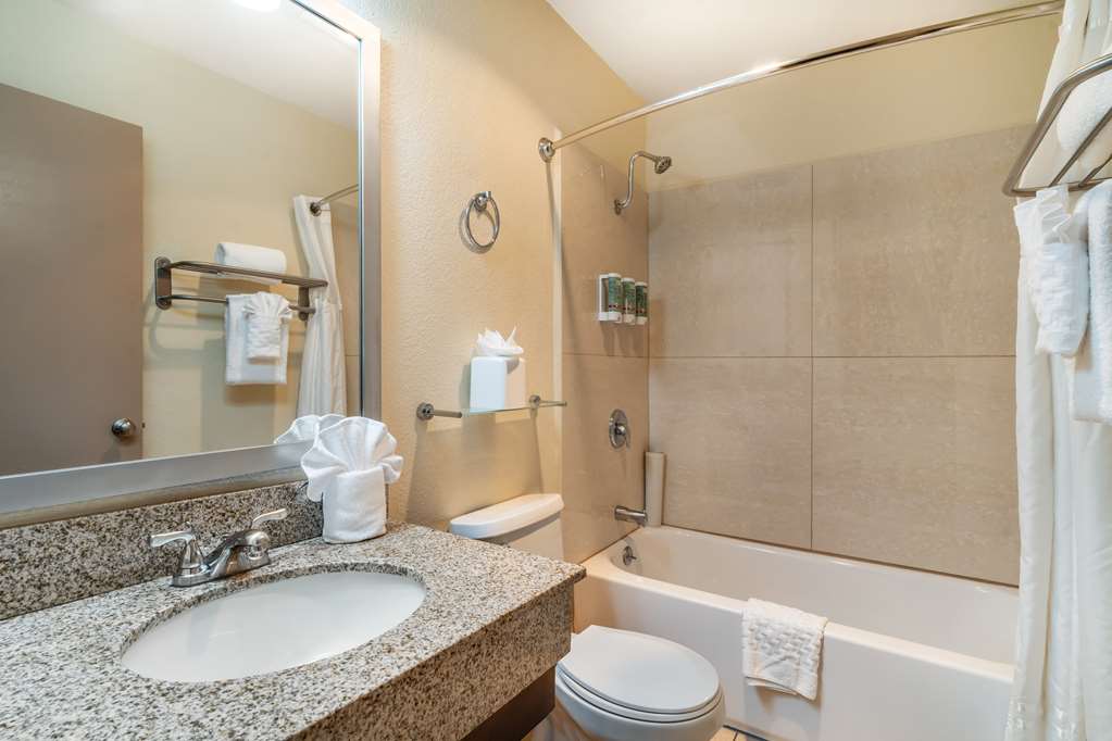 Best Western John Muir Inn - photo 40