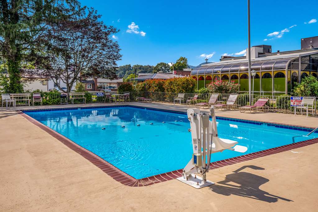 Suburban Studios Middlesboro - photo 16