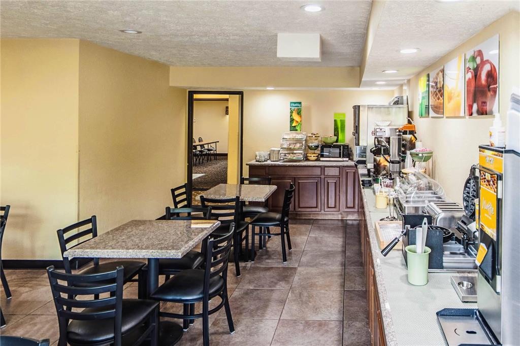 Quality Inn Decatur near US 224 - photo 37