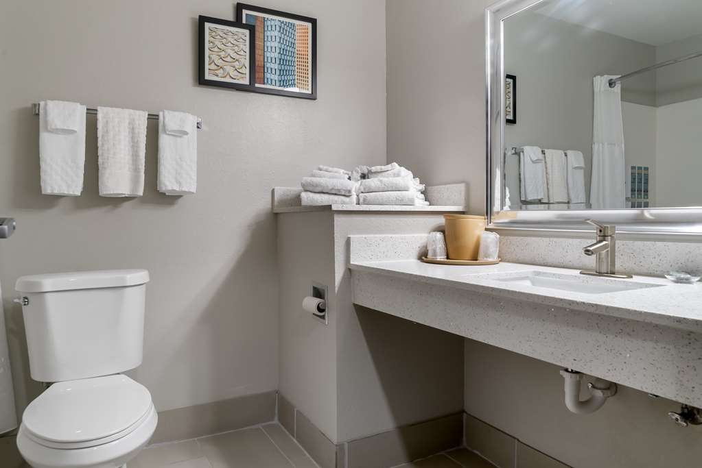 Best Western Clare Hotel - photo 20