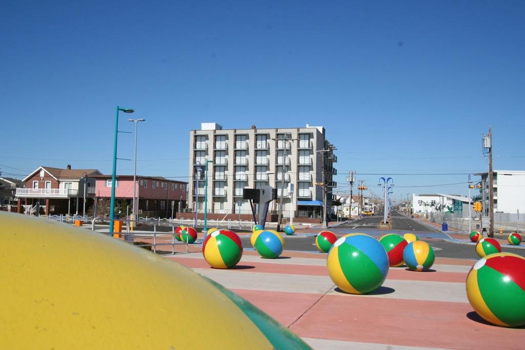 Newport Beach Resort in Wildwood, United States