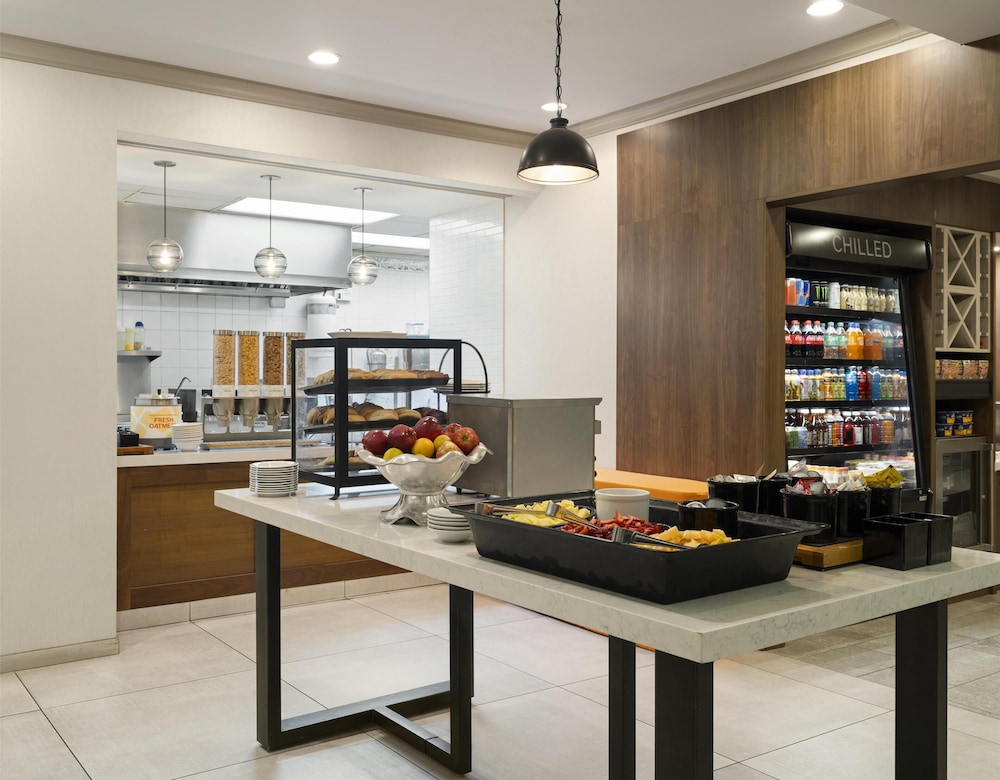 Hilton Garden Inn Albuquerque Airport - photo 30