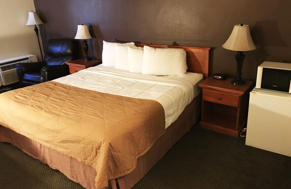 FairBridge Inn & Suites Lewiston - photo 9
