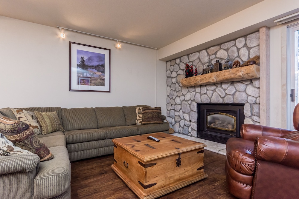 Snowcreek 613 Phase IV - photo 18