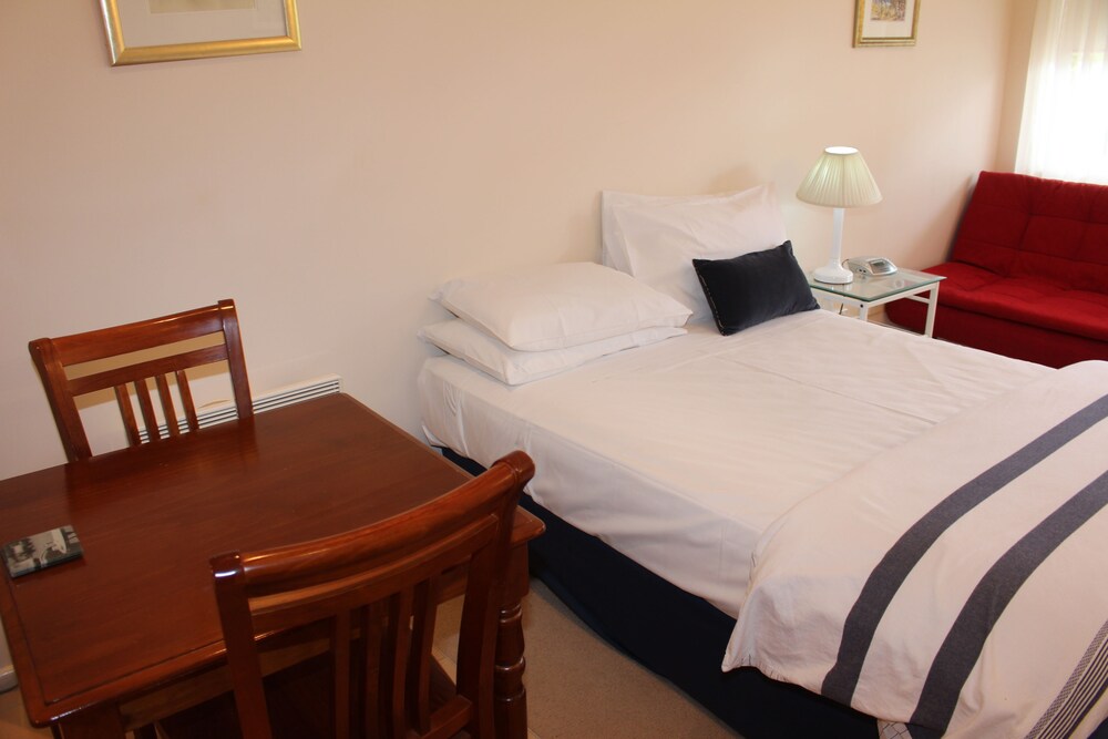 Leura Fairways East — 4-Star Luxury Hotel in Leura, Australia