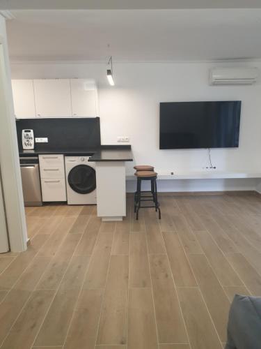 Varkiza Apartment — 4-Star Luxury Hotel in Athens, Greece
