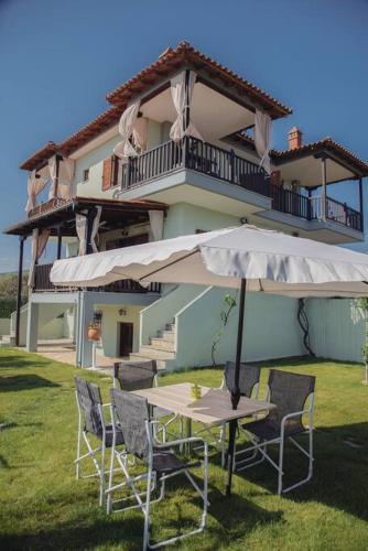 BS Village green — hotel in Metamorfosi
