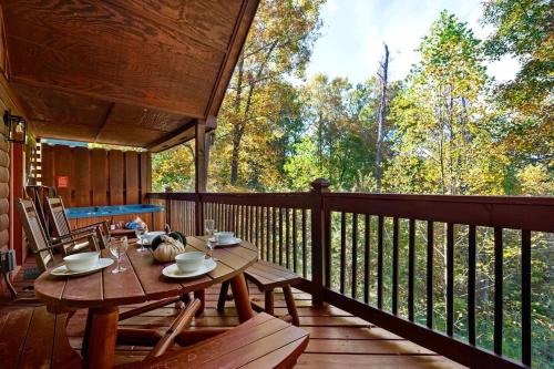 Kate's Cabin 3 min to Dollywood Cabin with Hot tub Game Room and Resort Pool - photo 37
