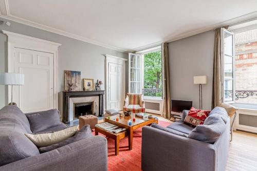 Luxembourg Assas Apartment — 5-Star Luxury Hotel in Paris, France