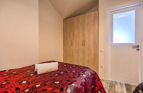 GVC 3 room 2 level apt New Gudauri