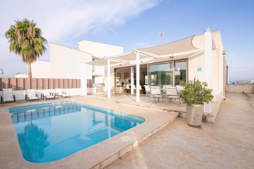 Villa Zafra Montfarrutx — 4-Star Luxury Hotel in Arta, Spain