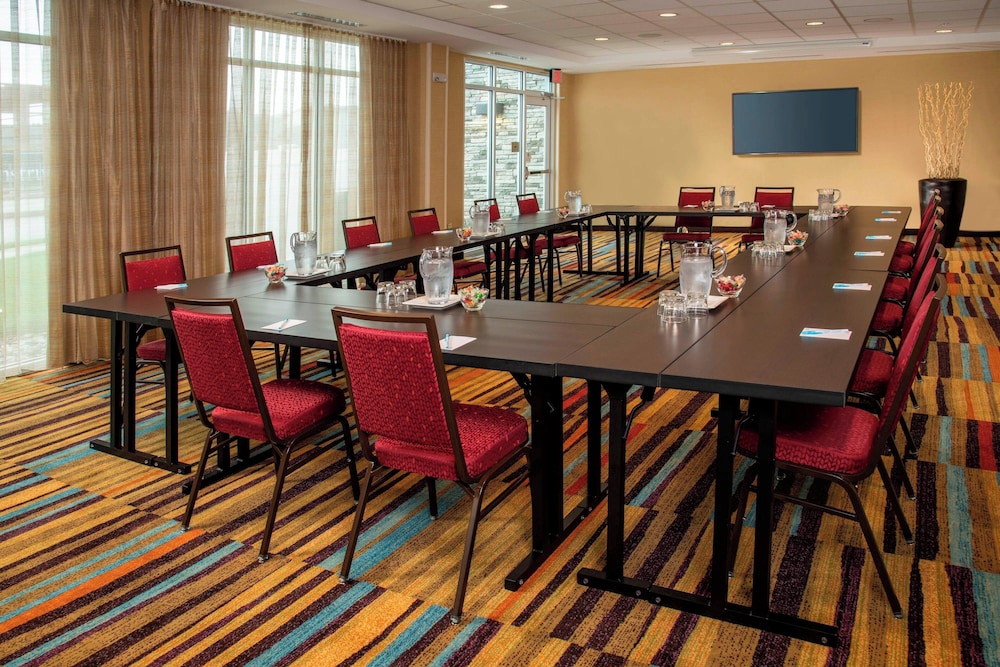 Fairfield Inn & Suites by Marriott Harrisburg International Airport - photo 31