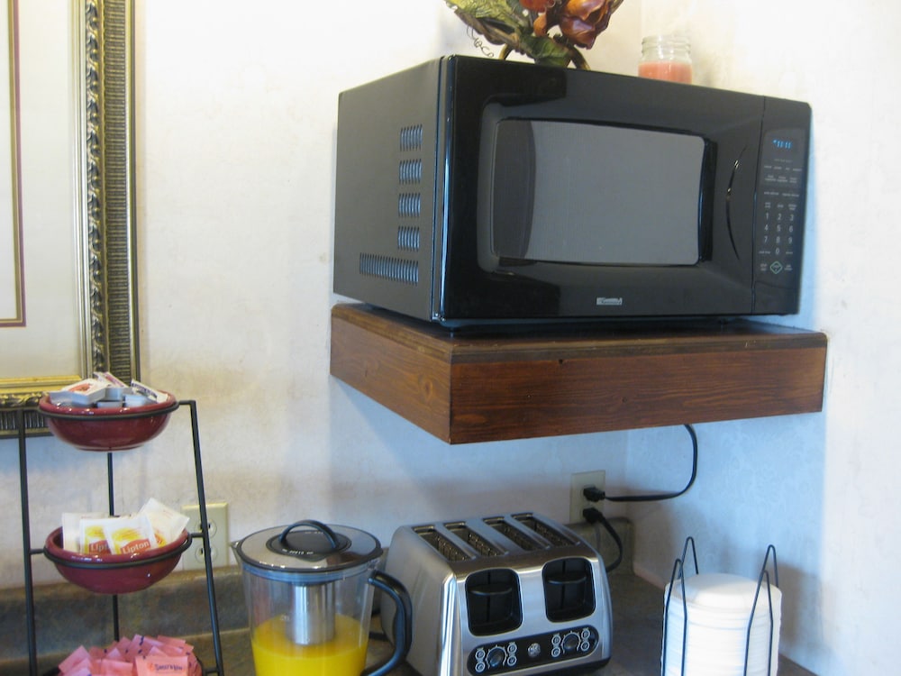 Executive Inn and Suites Jackson - photo 22