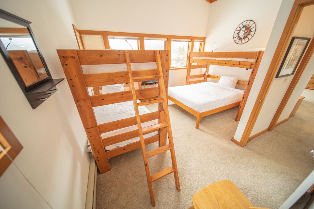 Tennis Townhomes 1326 - photo 6
