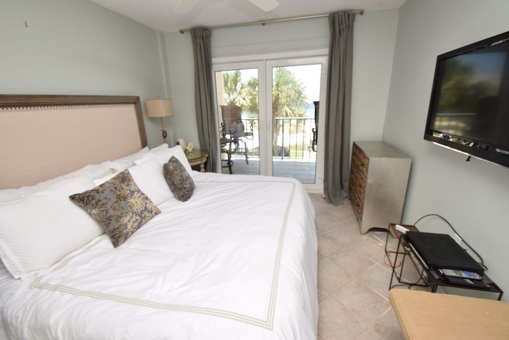 Surf Side Shores 2203 by RedAwning - photo 18