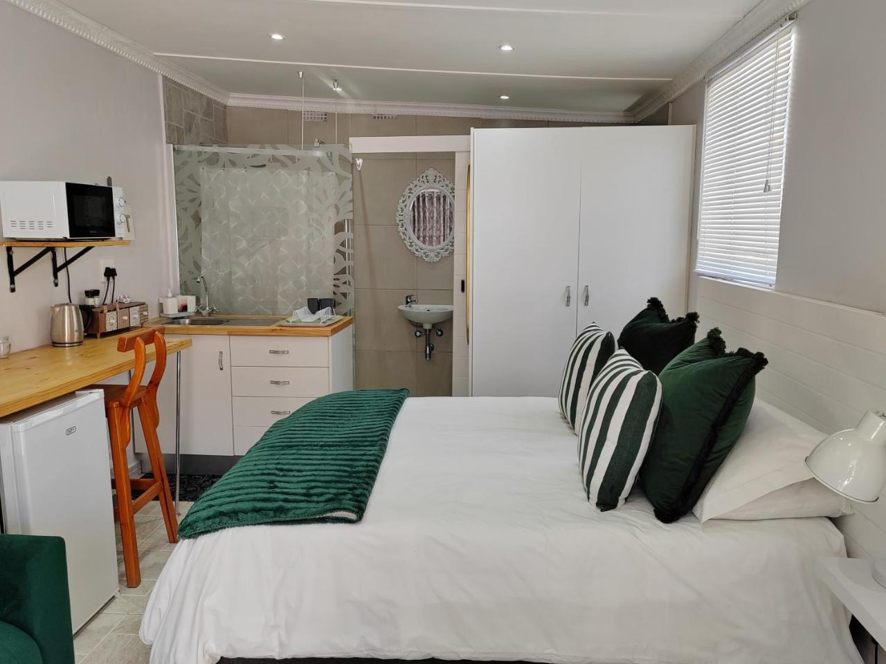 Ladamon 3 in Paarl, South Africa