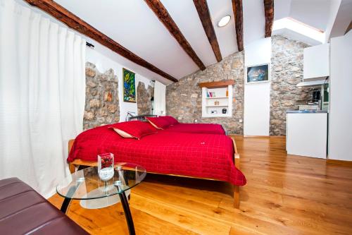 Studio Oscar IV With Terrace and Sea View — 4-Star Luxury Hotel in Rovinj, Croatia
