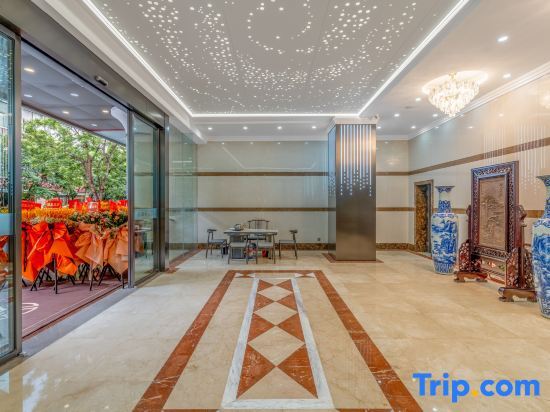 Holiday Inn Express Kunming Yunding - last minute hotel in Kunming