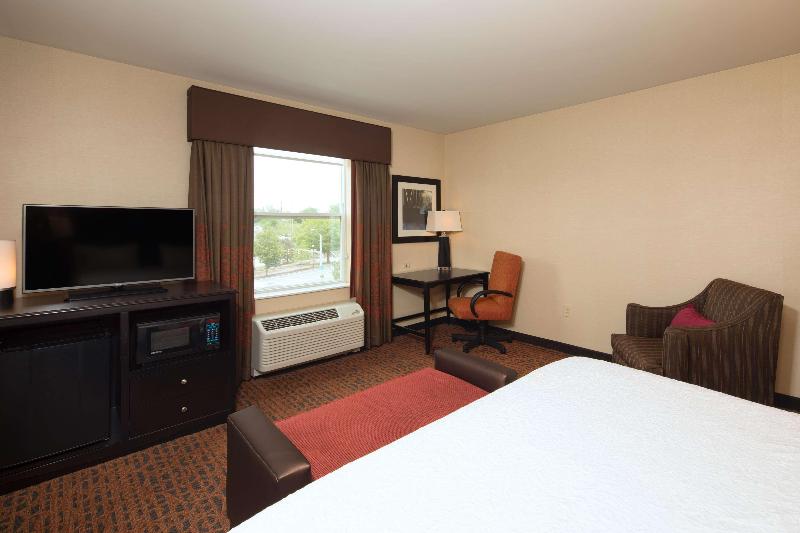 Hampton Inn Lewiston Auburn - photo 76