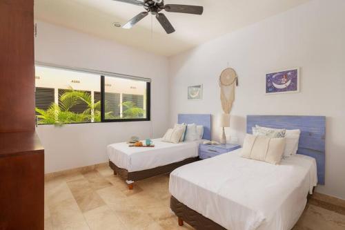 CRlSTALIDA Swim up & free bikes by Casa Paraiso — 4-Star Luxury Hotel in Tulum, Mexico
