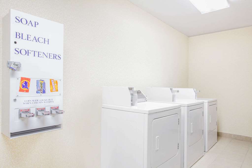 Ramada by Wyndham Angola Fremont Area - photo 19