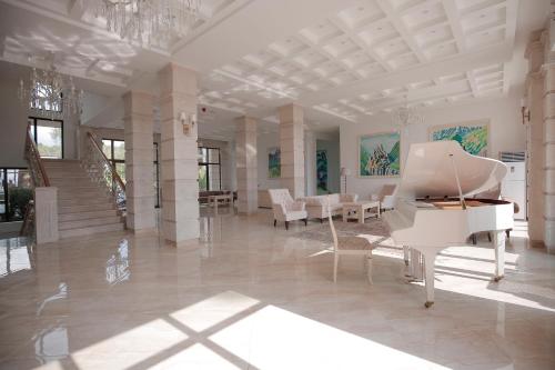 Black Sea Riviera Hotel