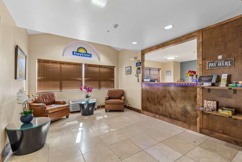 Days Inn by Wyndham Camp Verde Arizona - photo 5