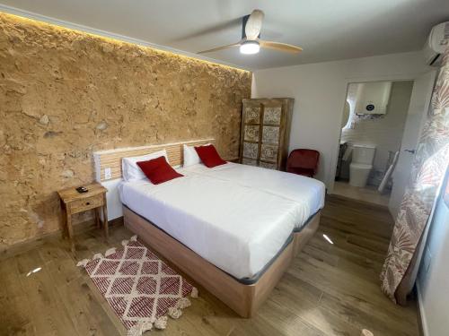 Hotel Boutique Estancia Dos Olivos — Quesa