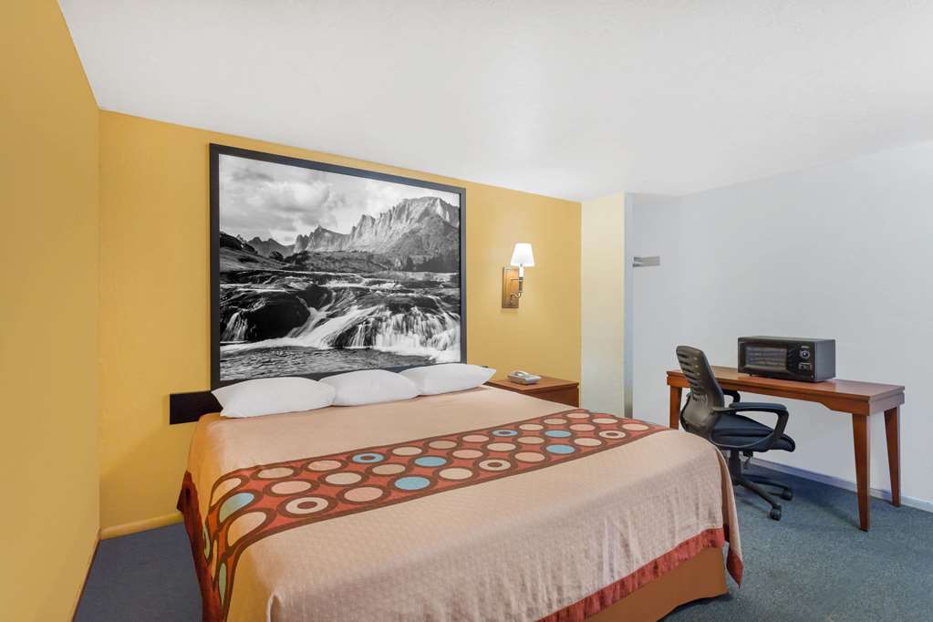 Super 8 by Wyndham Diamondville Kemmerer - photo 7