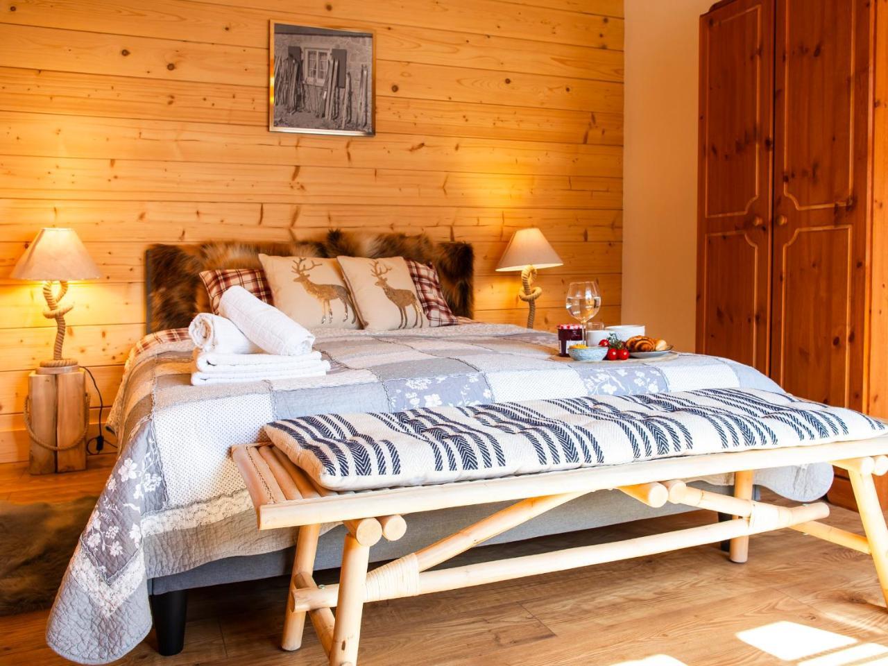 Chata Dwie Doliny in Muszyna, Poland