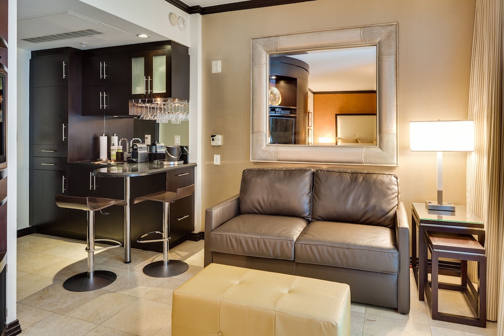 SBV Luxury Ocean Hotel Suites - photo 6