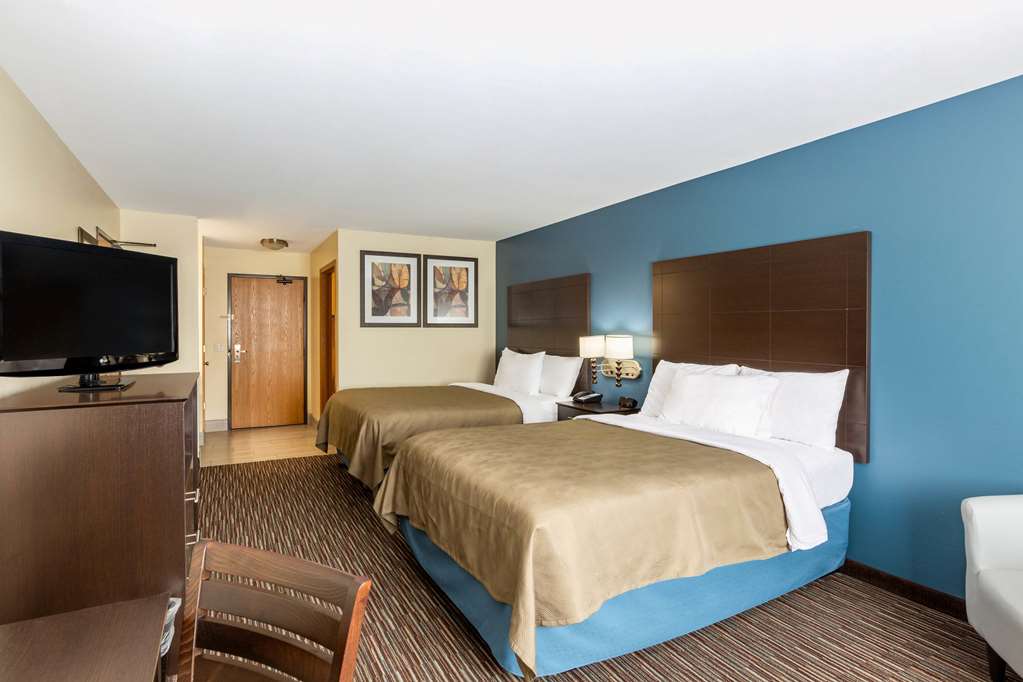 AmericInn by Wyndham Jefferson - photo 14