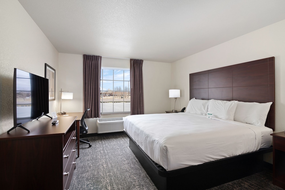 Cobblestone Inn & Suites Yuma - photo 22