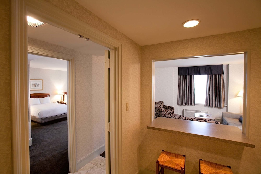 Hilton Cincinnati Netherland Plaza - photo 41