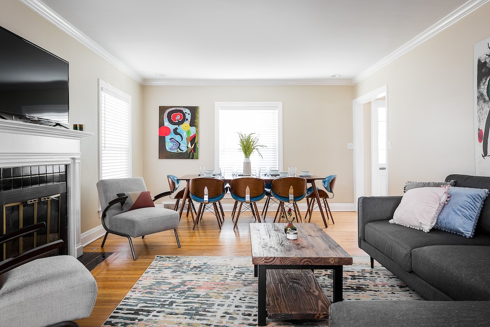Spacious 6br 2 5 Bath In Highlands — Louisville