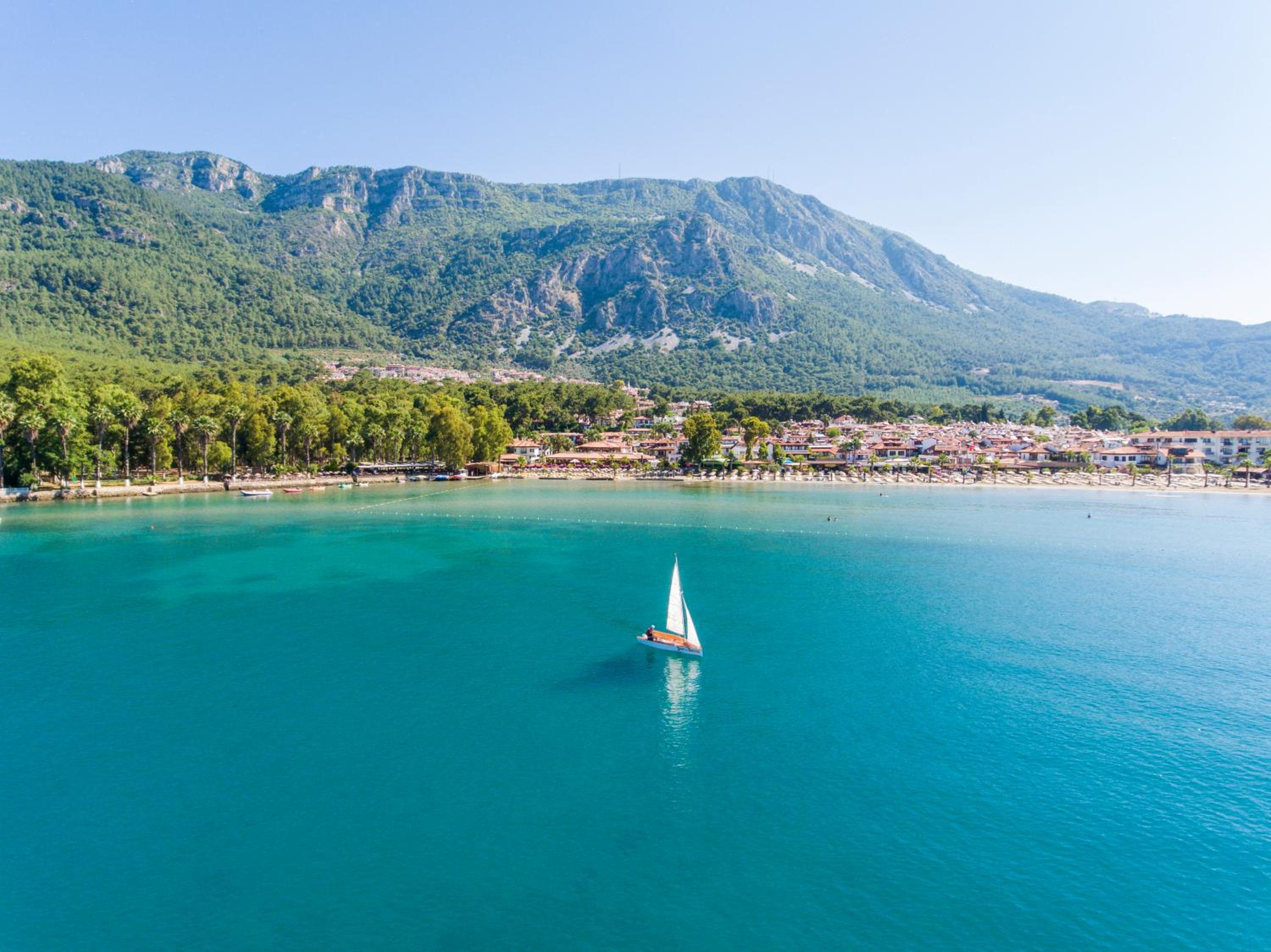 Yucelen Hotel — Akyaka