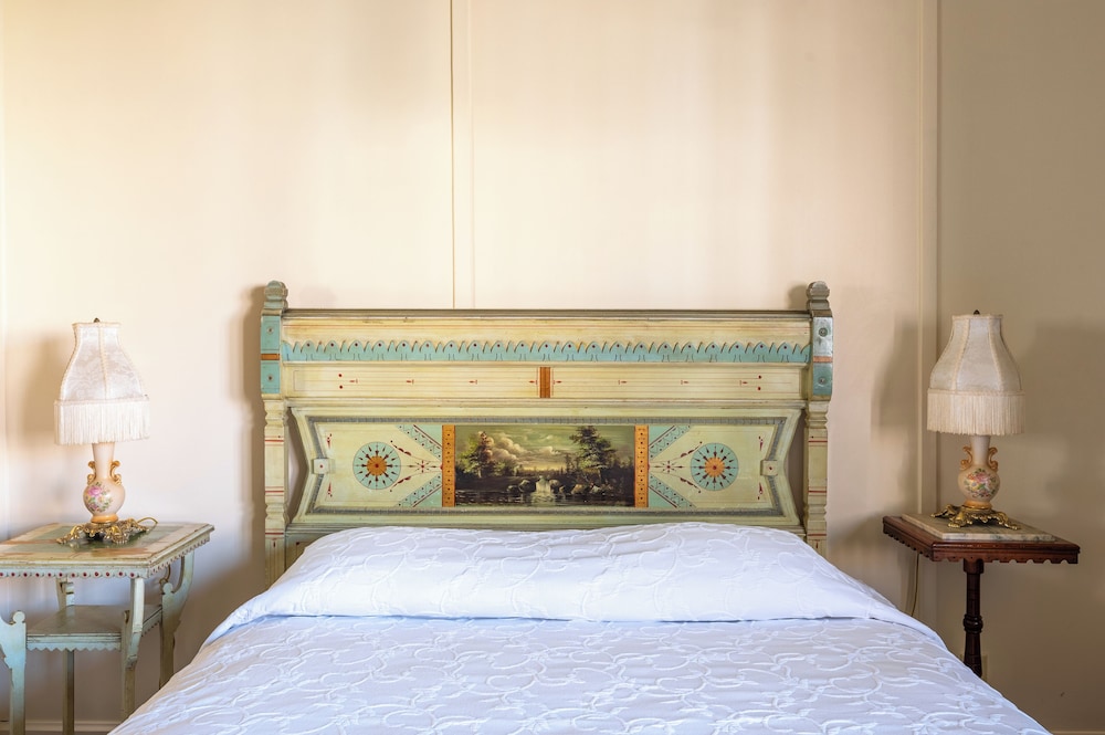 Martine Inn - photo 56